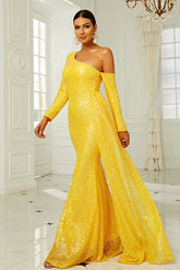 Gelbes Abendkleid mit langen Ärmeln